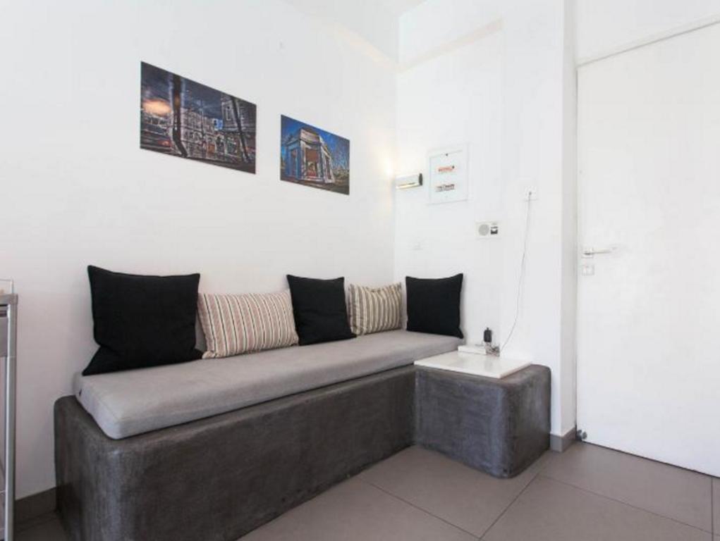 Acropolis Charming Apartment With Large Balcony - Dm17 Atenas Exterior foto