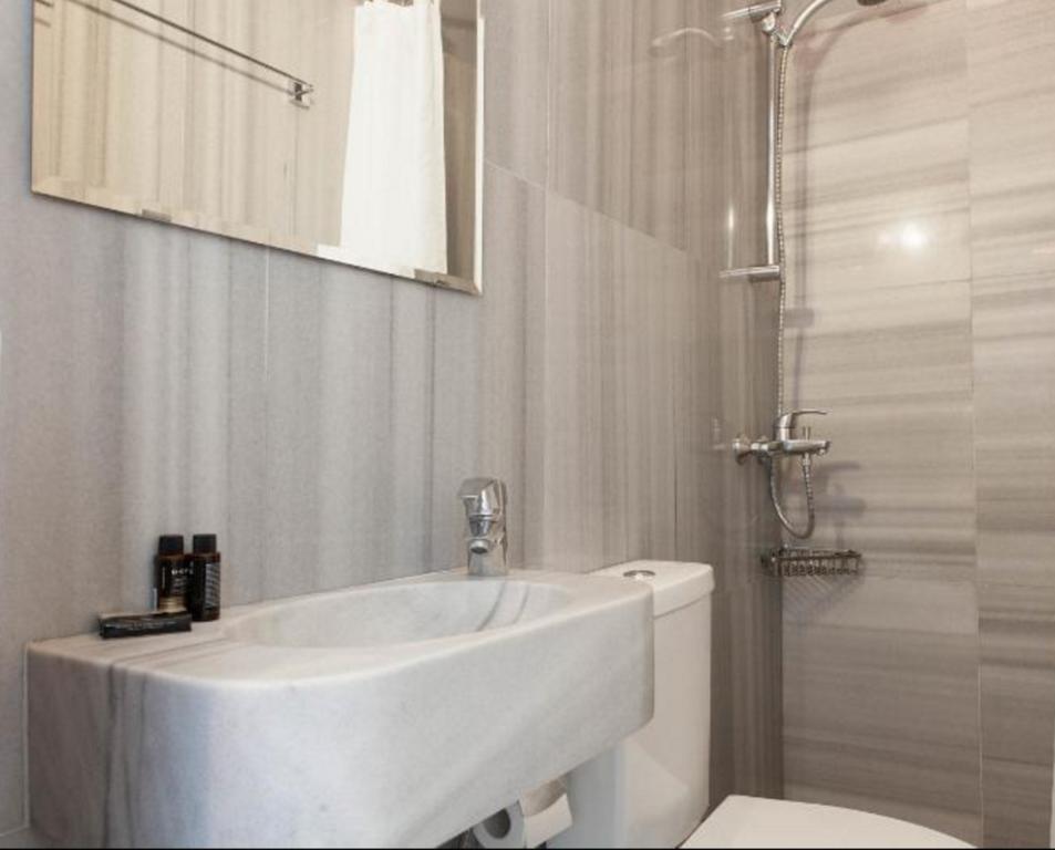 Acropolis Charming Apartment With Large Balcony - Dm17 Atenas Exterior foto